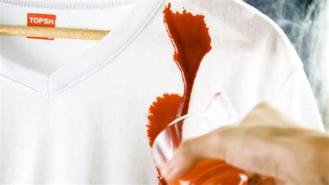 best way to apply fake blood to clothes|how to put blood on clothes.